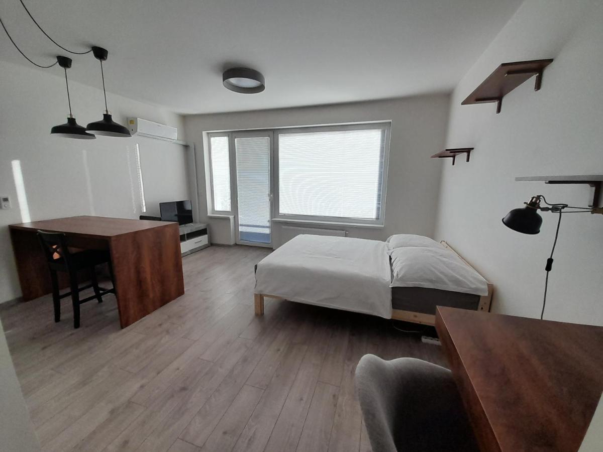 Entrez Radnica 2 Daire Kösice Dış mekan fotoğraf